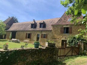 Charmante maison 4 pers avec piscine privative et grand terrain, proche sites touristiques du Périgord - FR-1-616-350